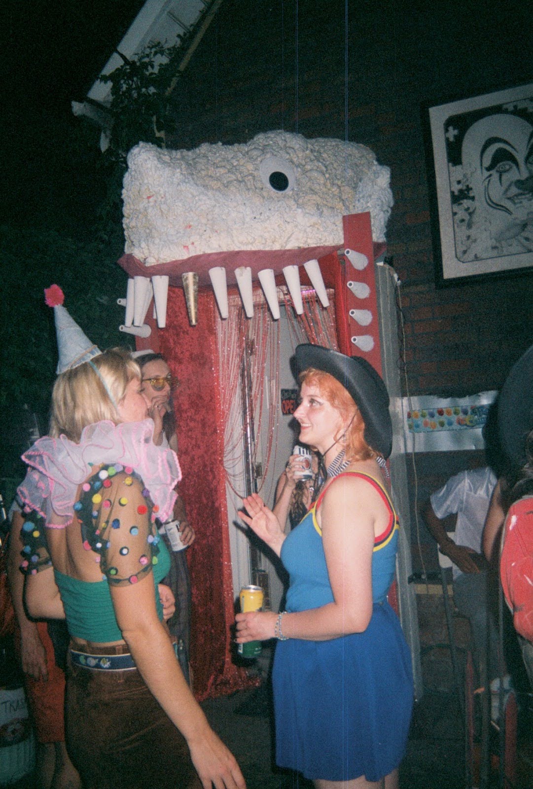 ThoseClownsAtOldYeller